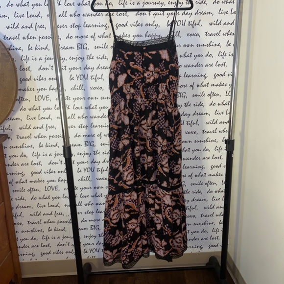 NWOT Embroidered Maxi Dress - Picture 9 of 14